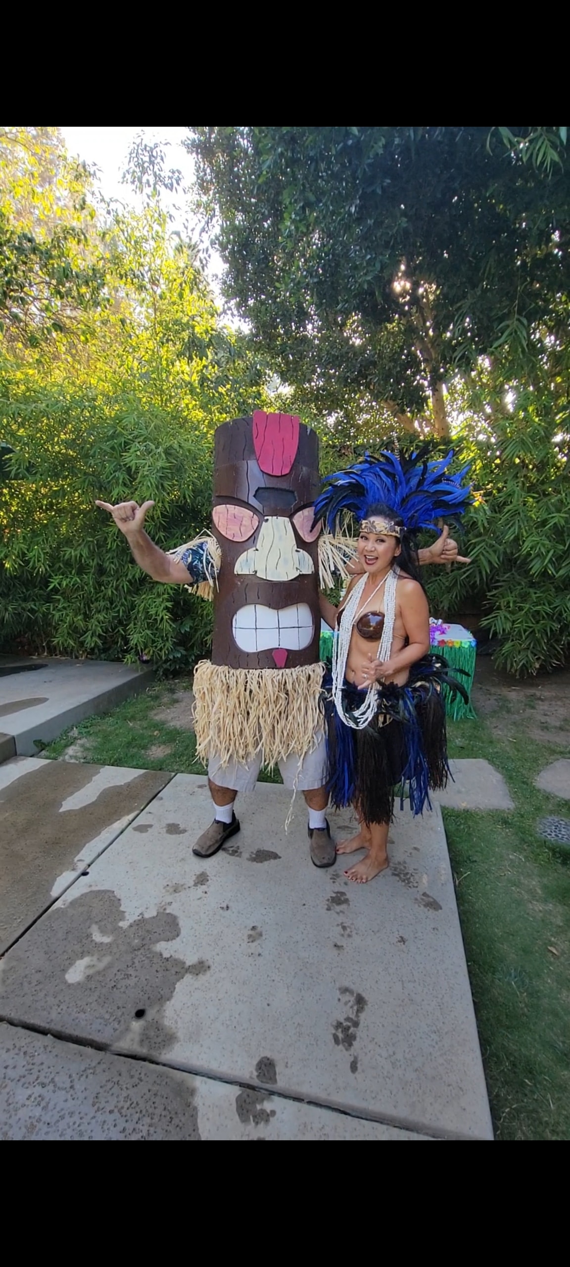 Tikiman performer in full Polynesian costume at an event